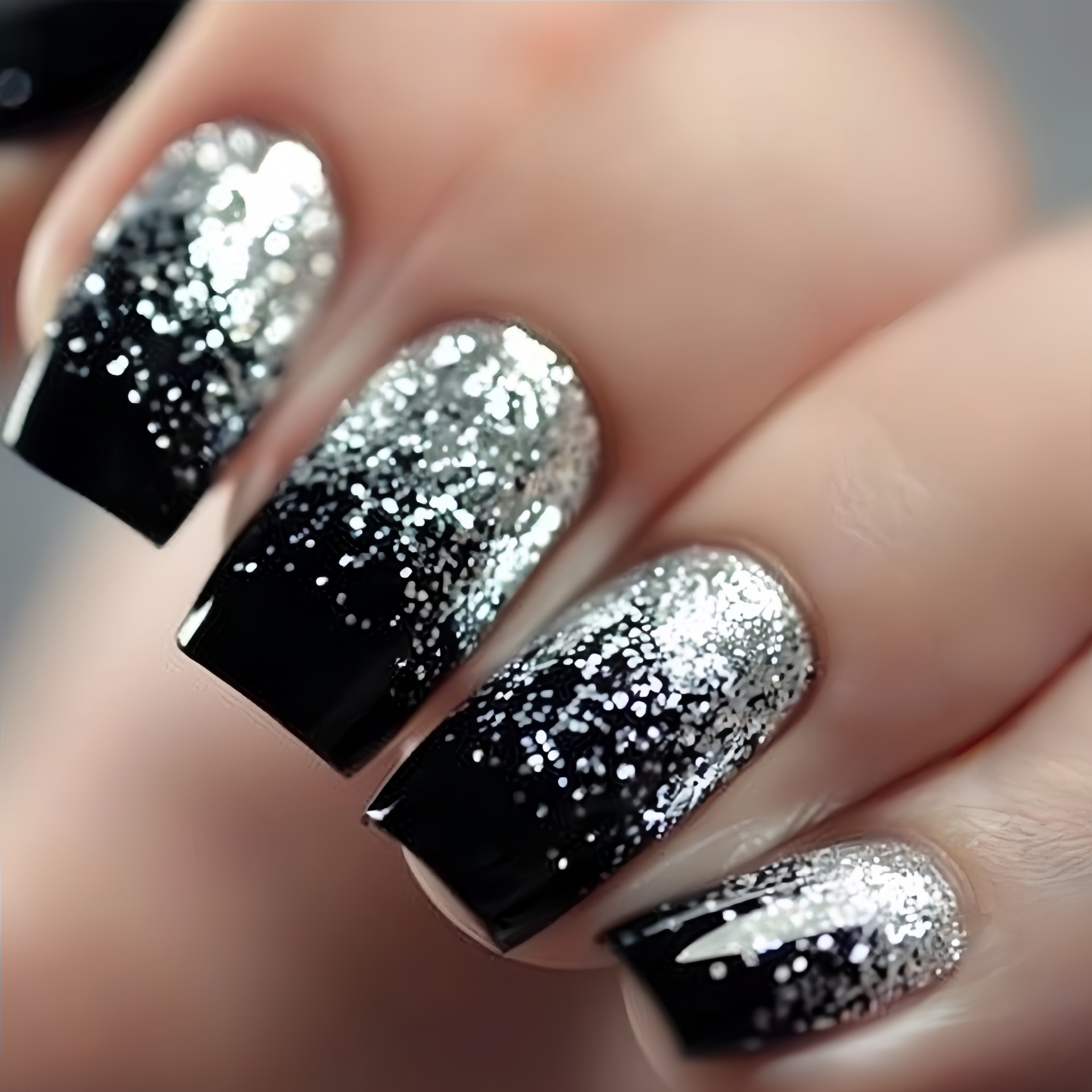 Nail Art Gliter - Kurze mittelgroße künstliche Nägel, Farbverlauf, braun,