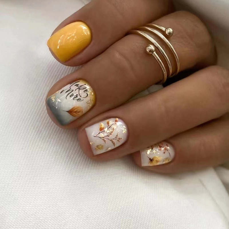 24 Stück wiederverwendbare kün – Nail Art Press On Bewertung und Preis