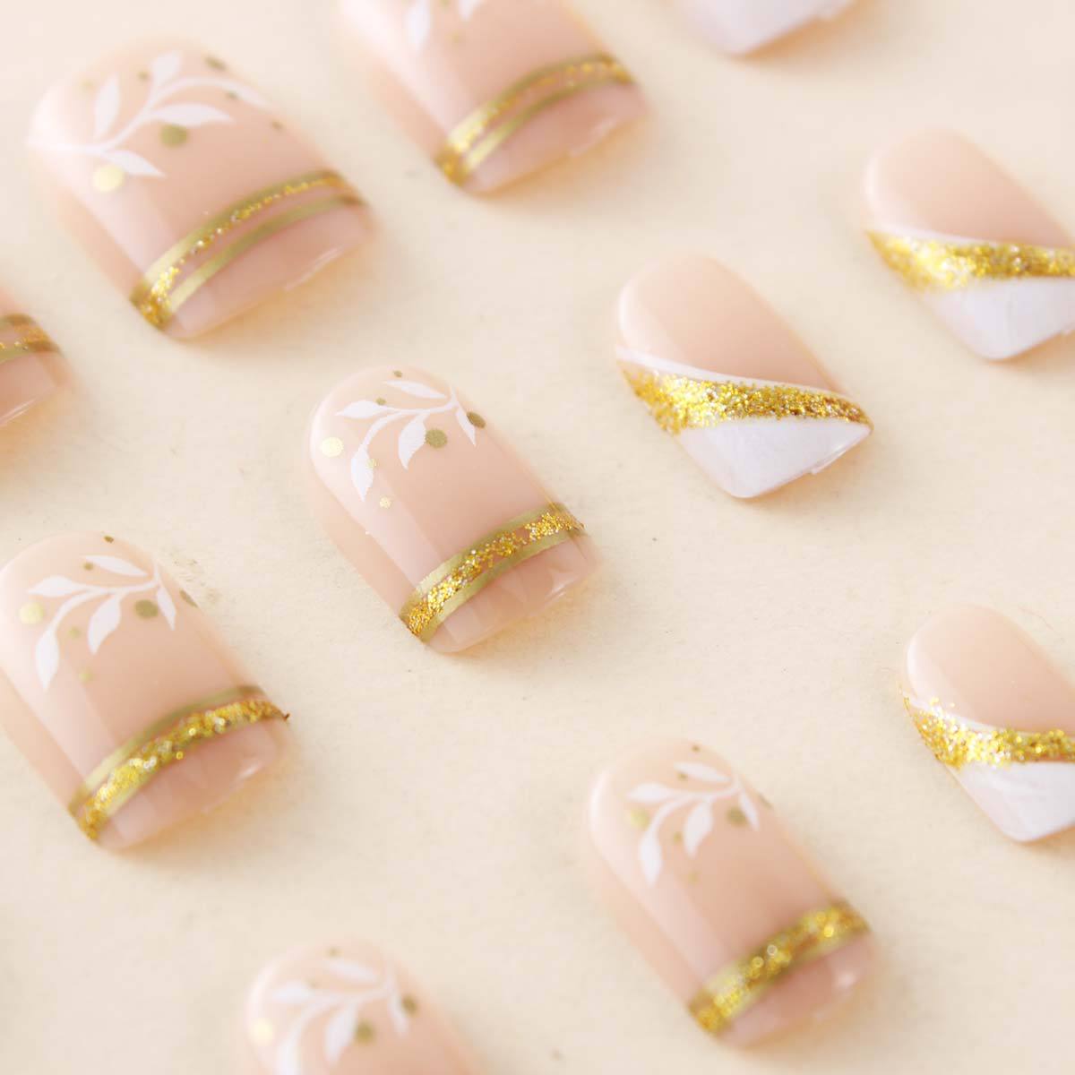 Kurze, quadratische Press-On-N – Nail Art Gliter Bewertung und Preis