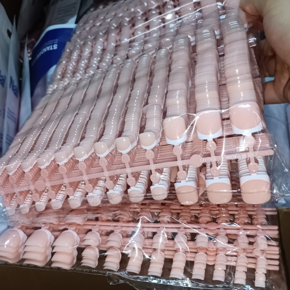 120 Stück quadratische Zehenna – Nail Art Ombre Bewertung und Preis
