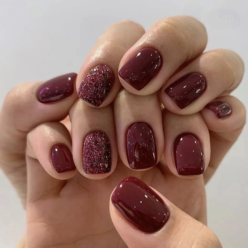24 Stück einfarbige Nägel zum  – Nail Art Press On Bewertung und Preis