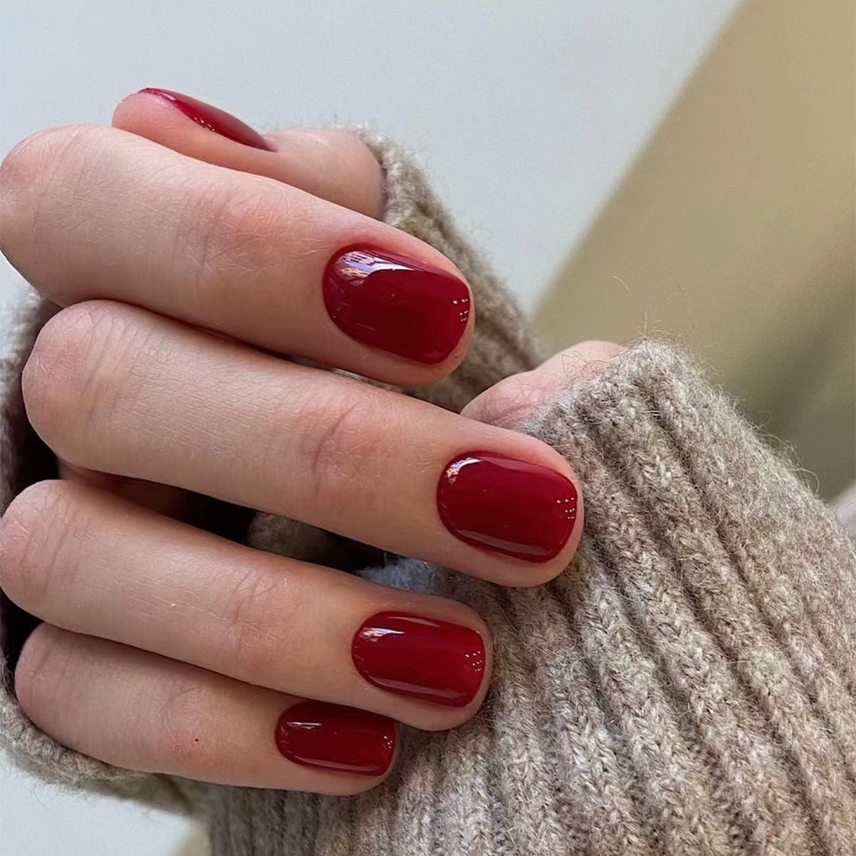 24 Stück einfarbige Nägel zum  – Nail Art Press On Bewertung und Preis